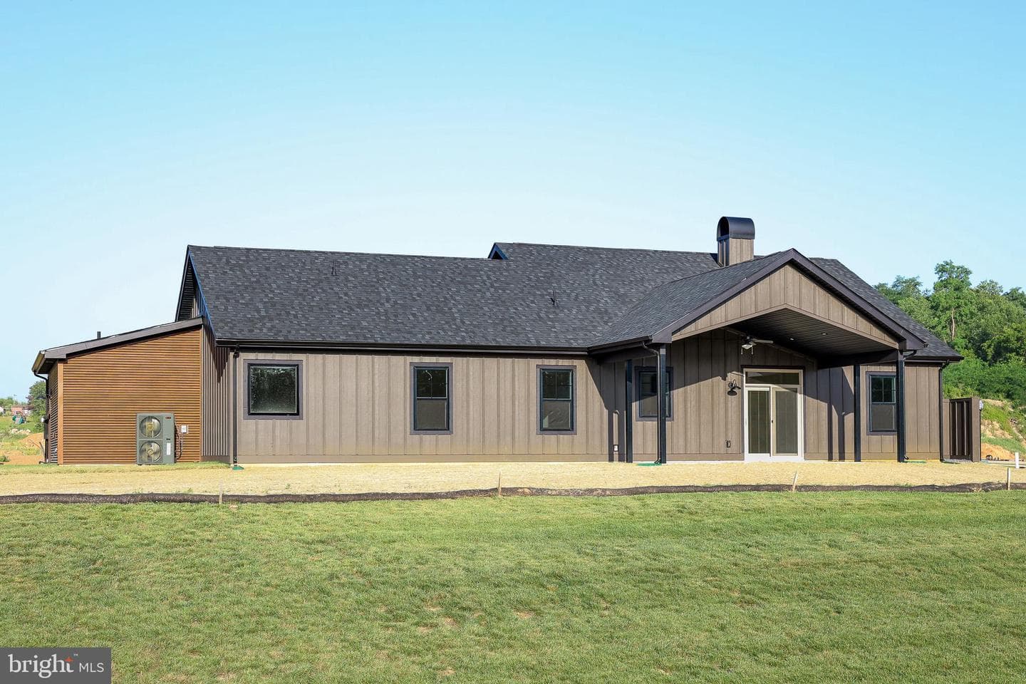 45 Grand Rapids Drive photo 6