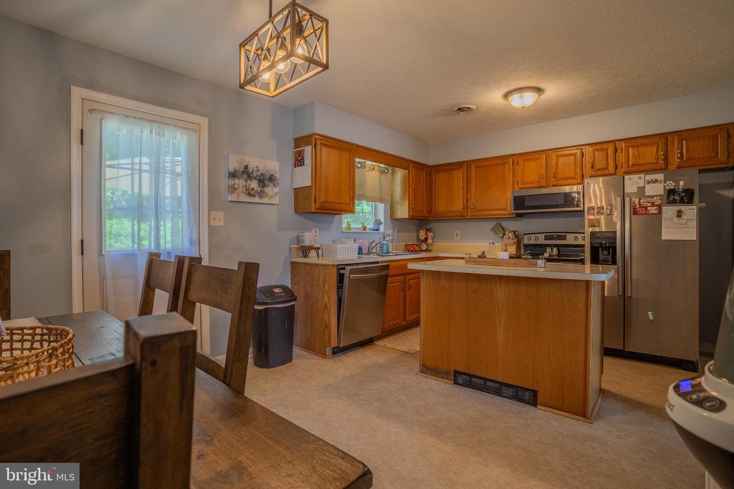 168 Dexter Drive photo 8