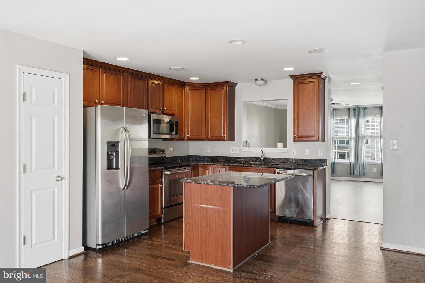 11 Wayside Court photo 13