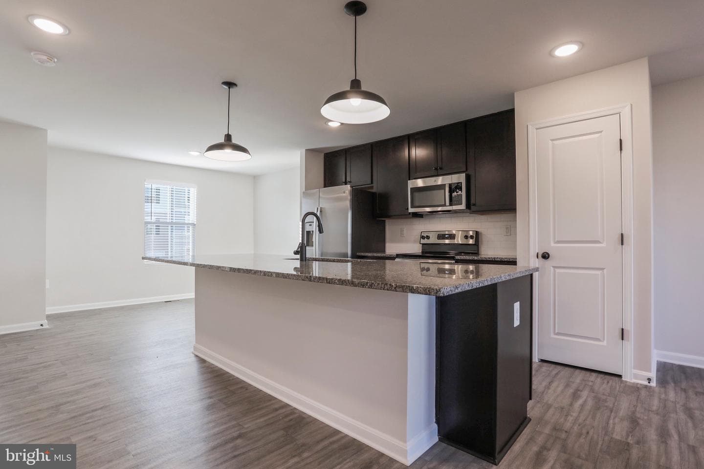 128 Rabbit Rd, Hedgesville