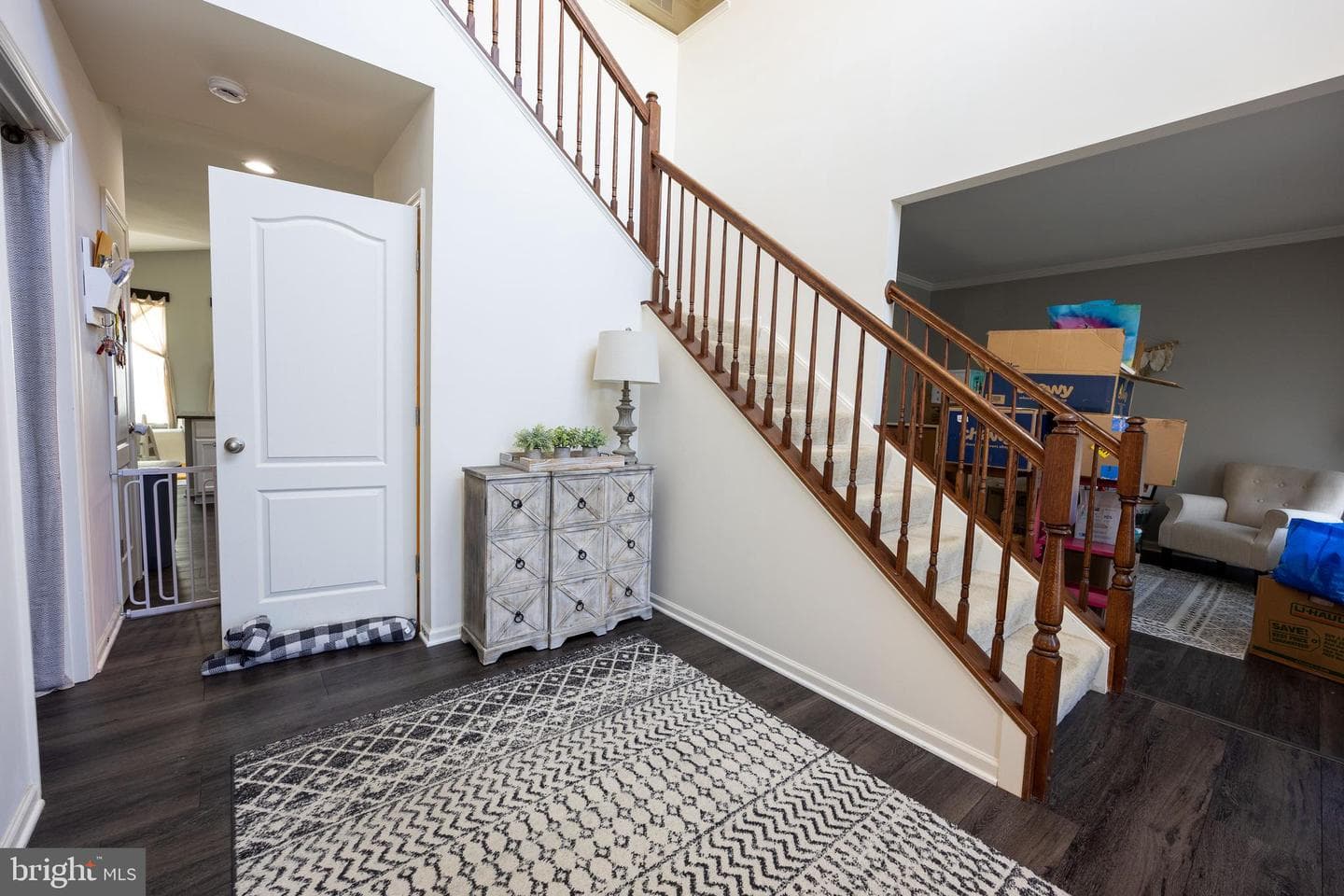 253 Twain Street photo 4