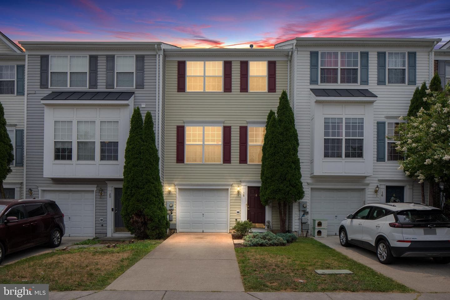 18 Barton Court, Inwood