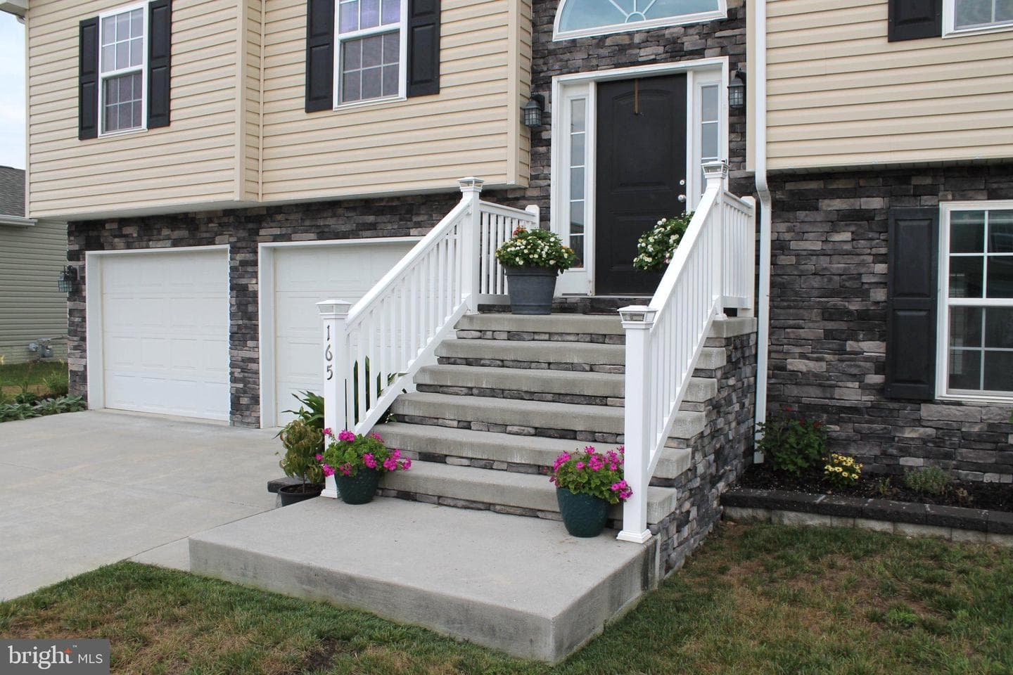 165 Jabez Drive photo 4