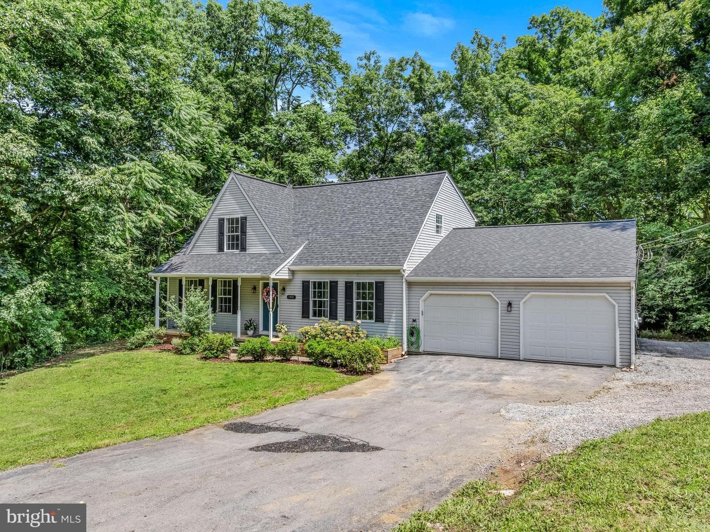 185 Tara Drive photo 2