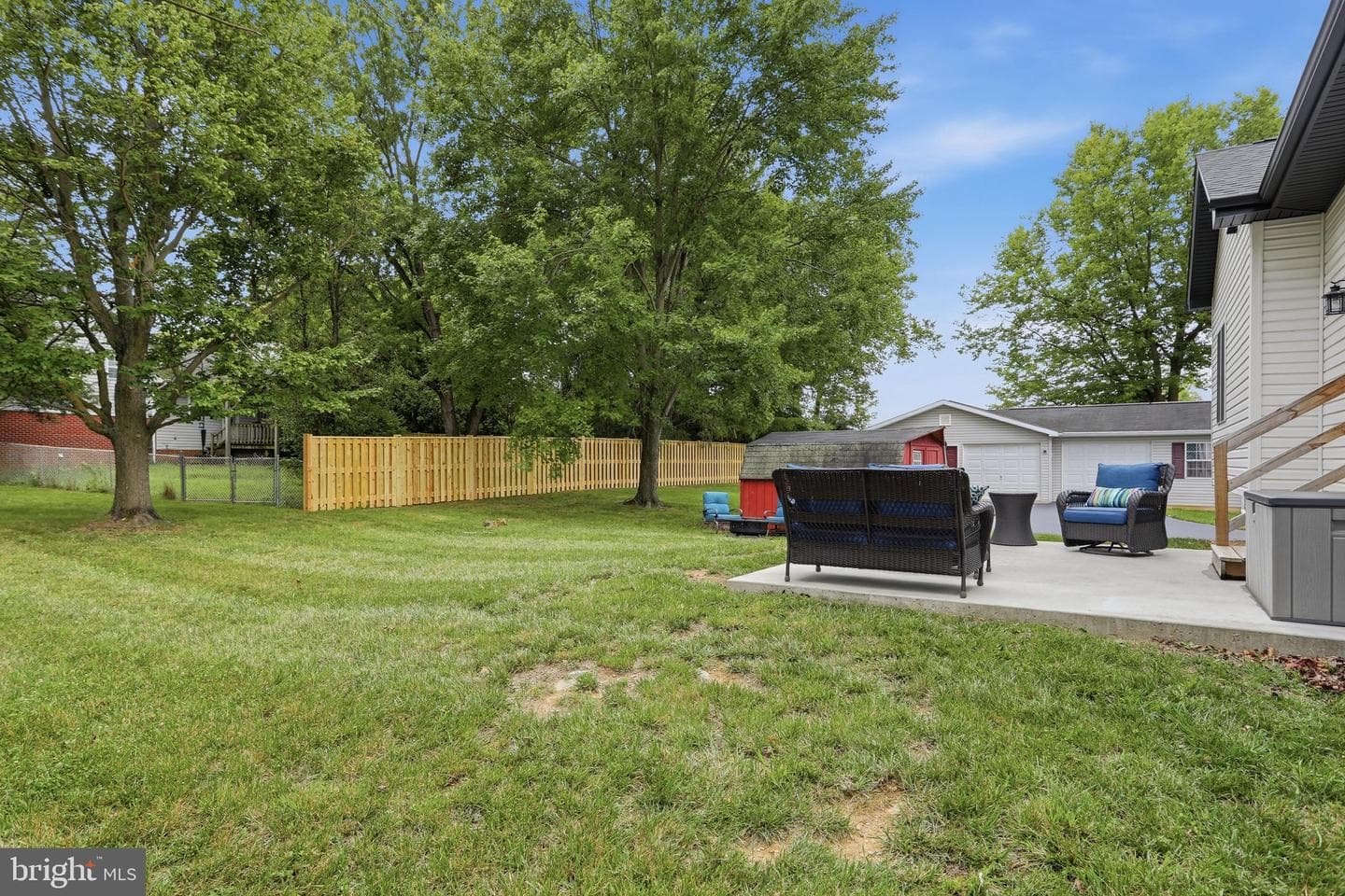 195 Still Meadow Drive photo 40