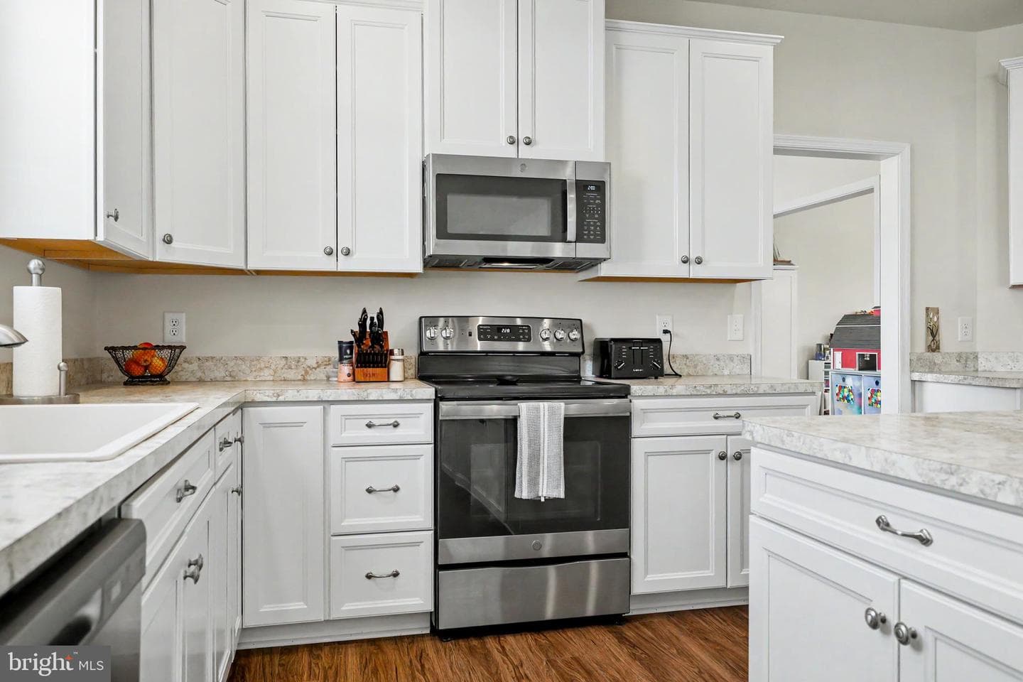 170 Chesterfield Drive photo 25