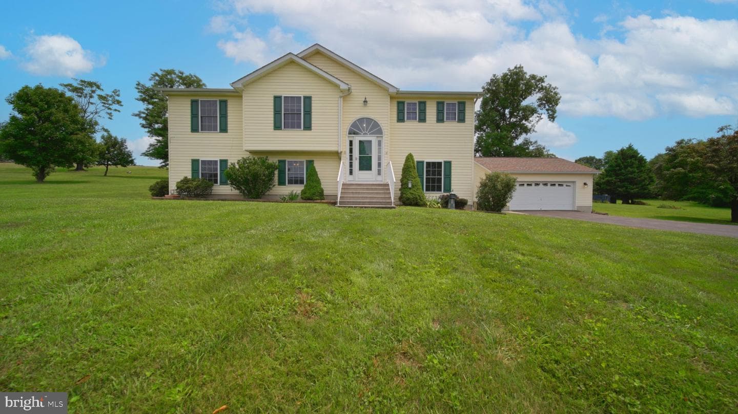 75 Barlow Court, Martinsburg