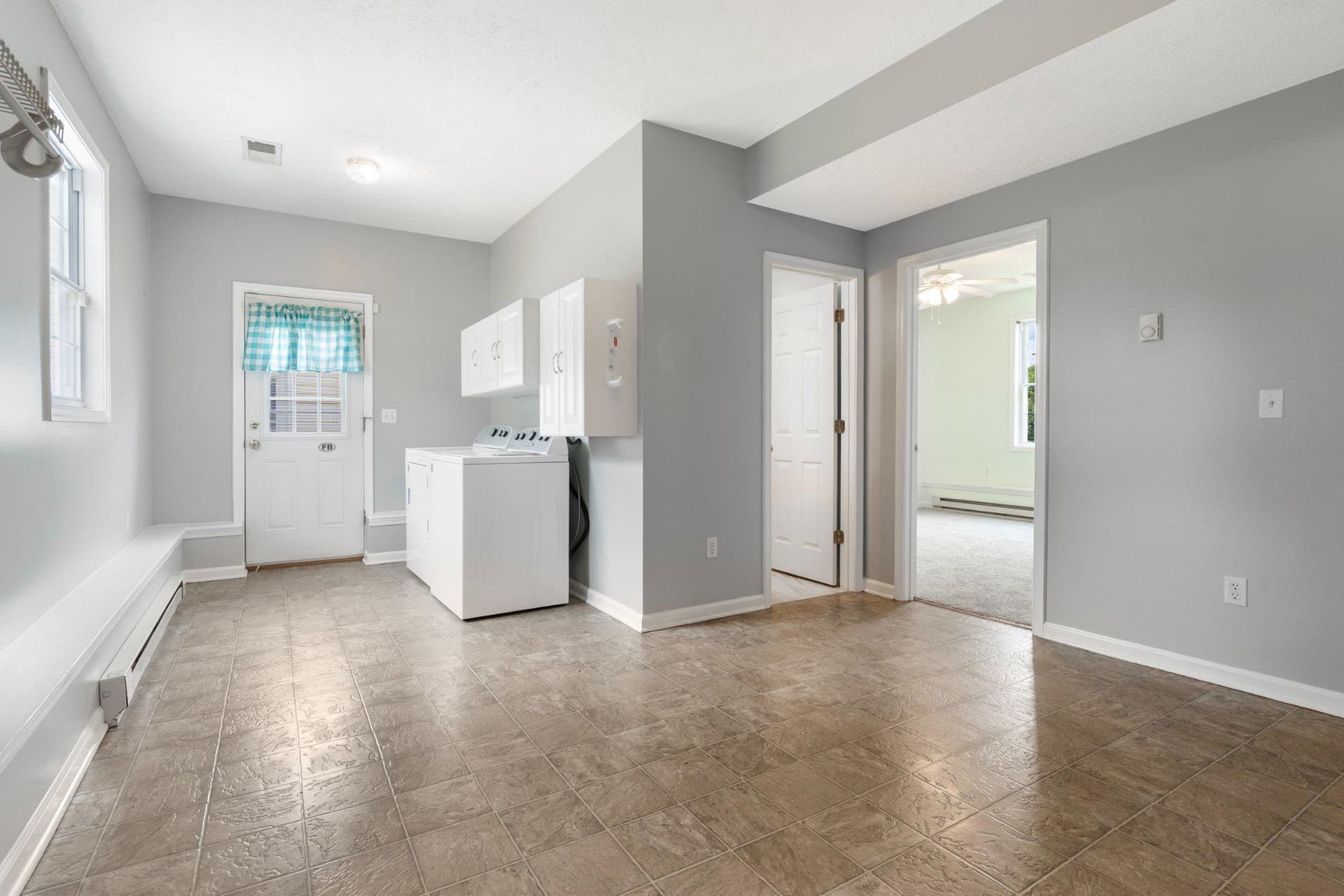 75 Barlow Court photo 23