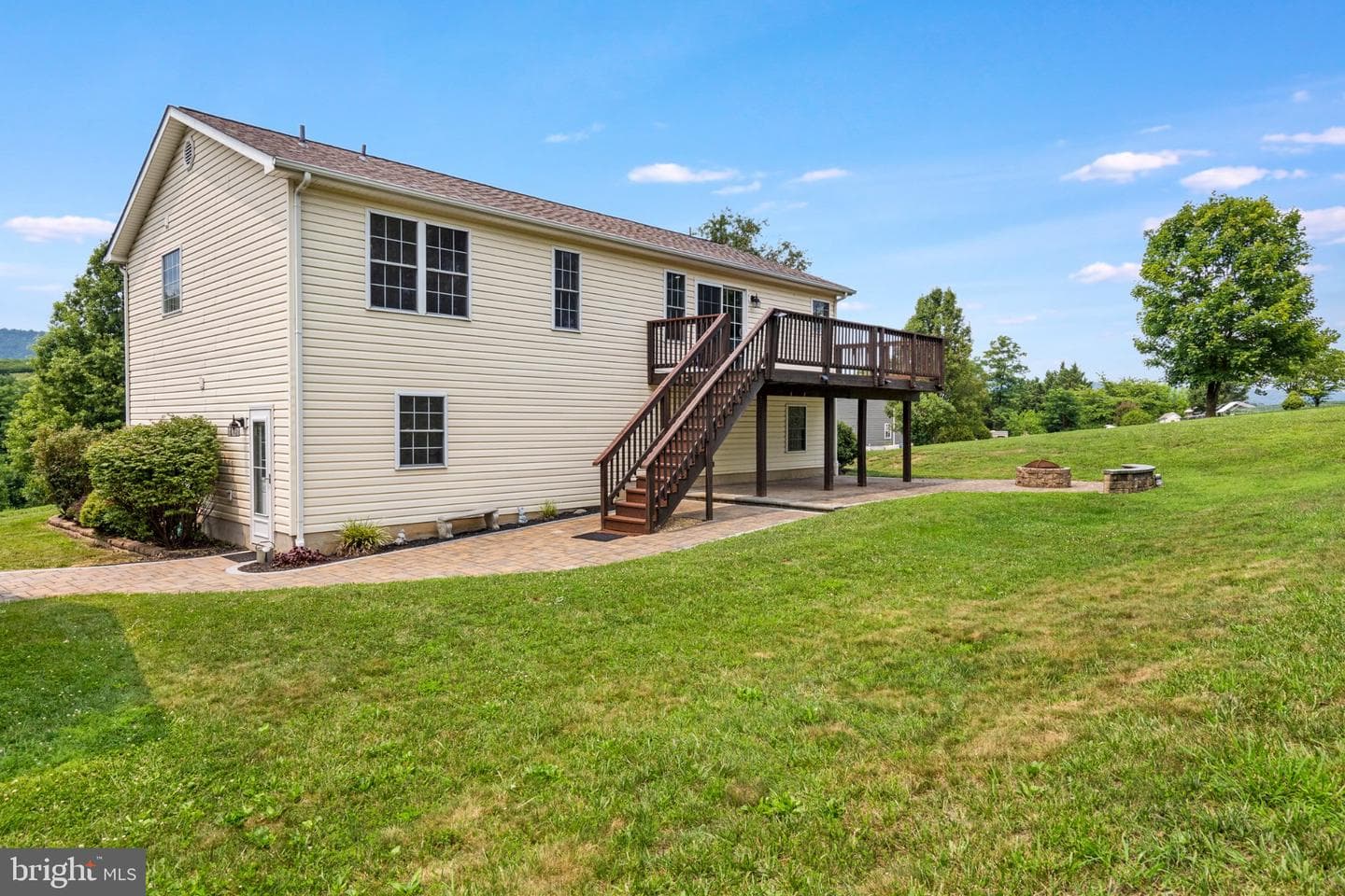 75 Barlow Court photo 30