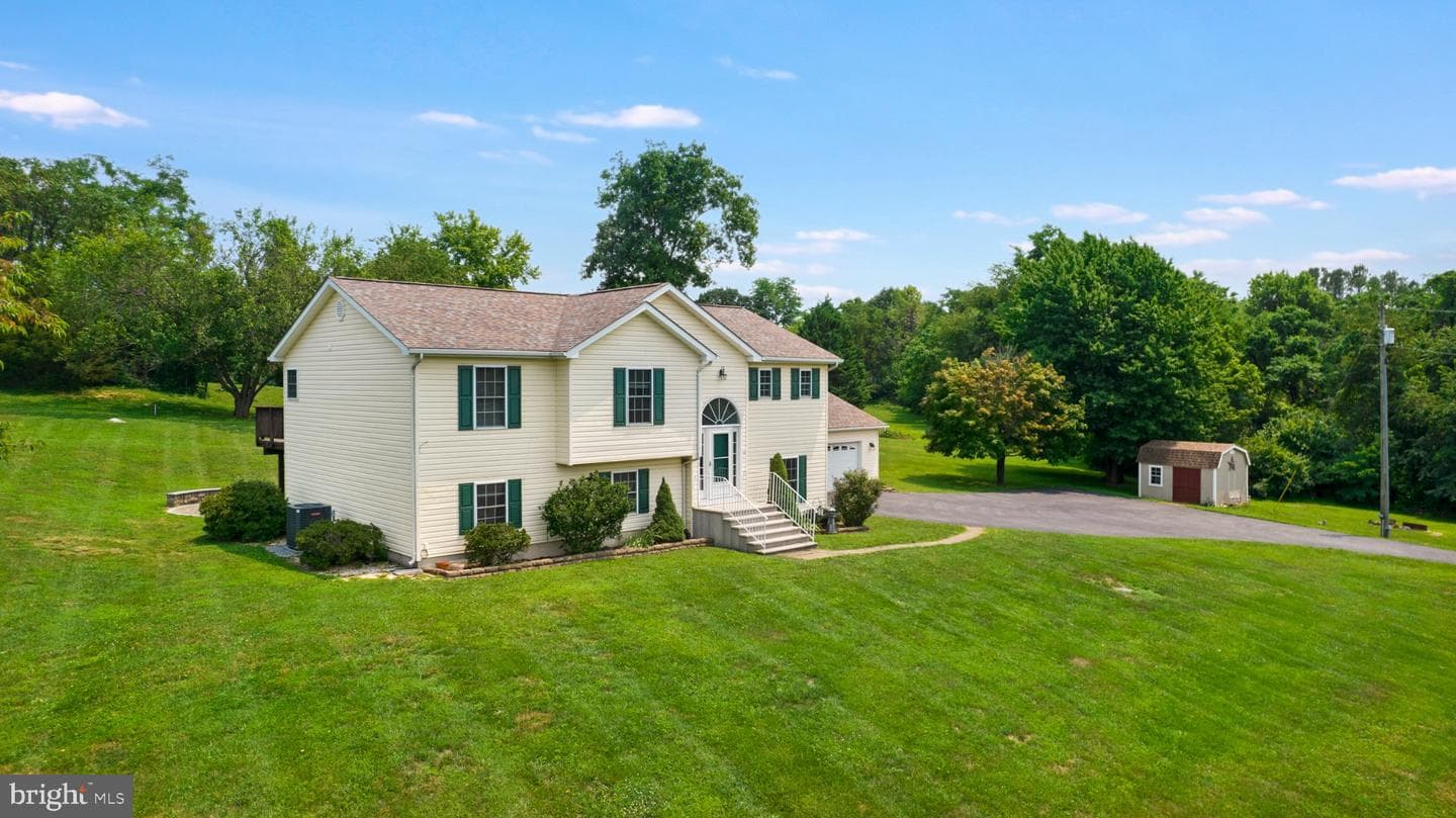 75 Barlow Court photo 37