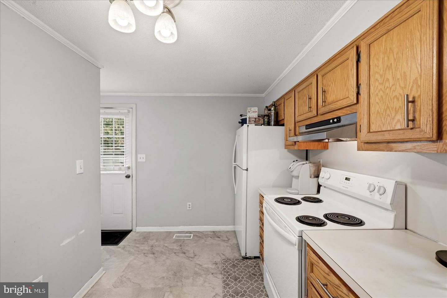 156 Morgan Street photo 17