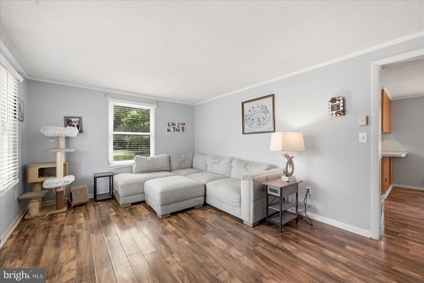 156 Morgan Street photo 8