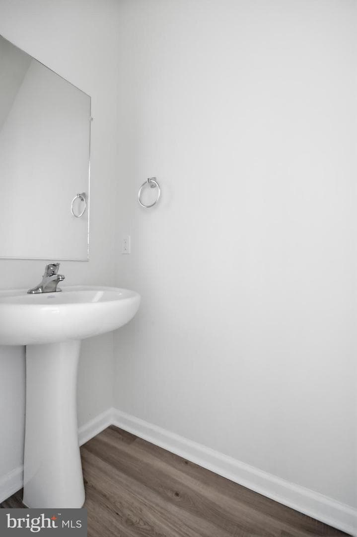 112 Paddington St photo 12