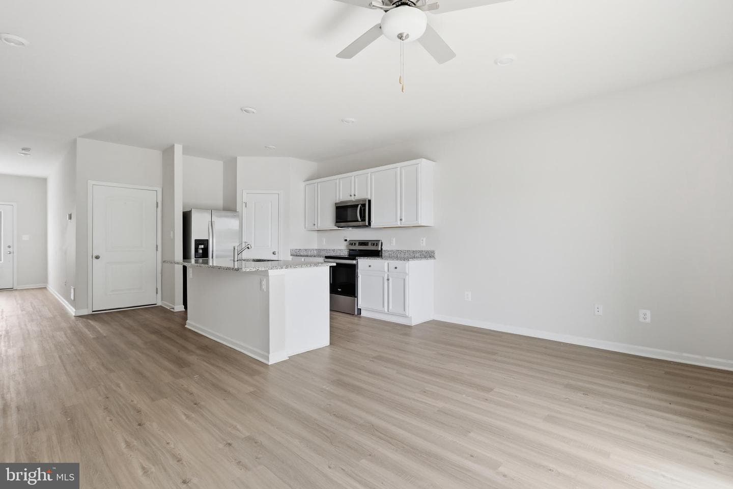 112 Paddington St photo 7