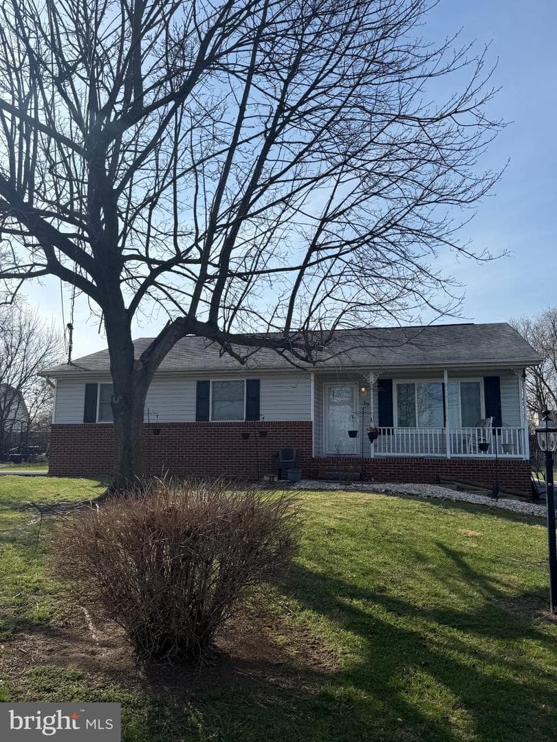 39 Rolling Meadows Drive, Martinsburg