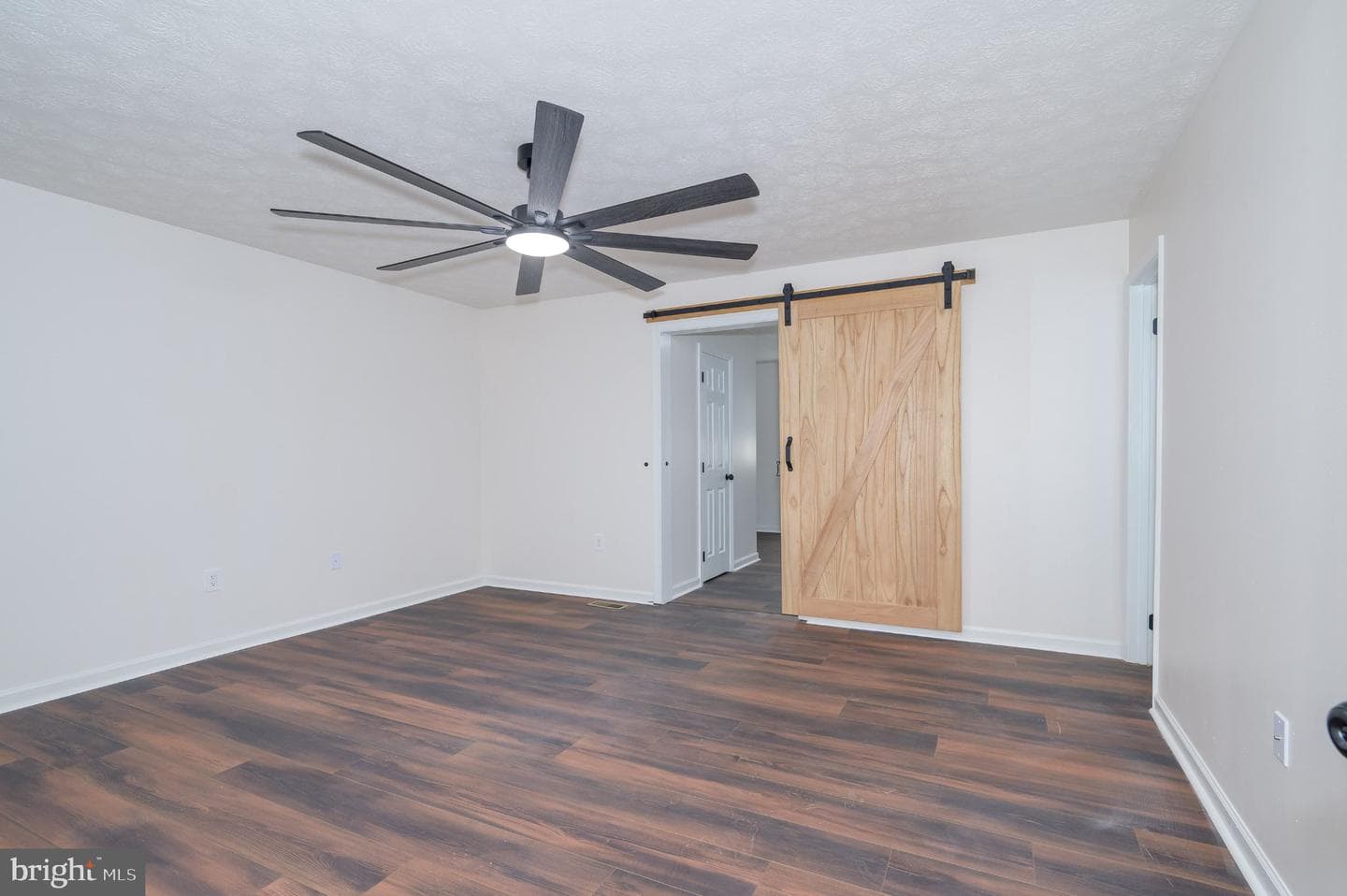 39 Rolling Meadows Drive photo 14