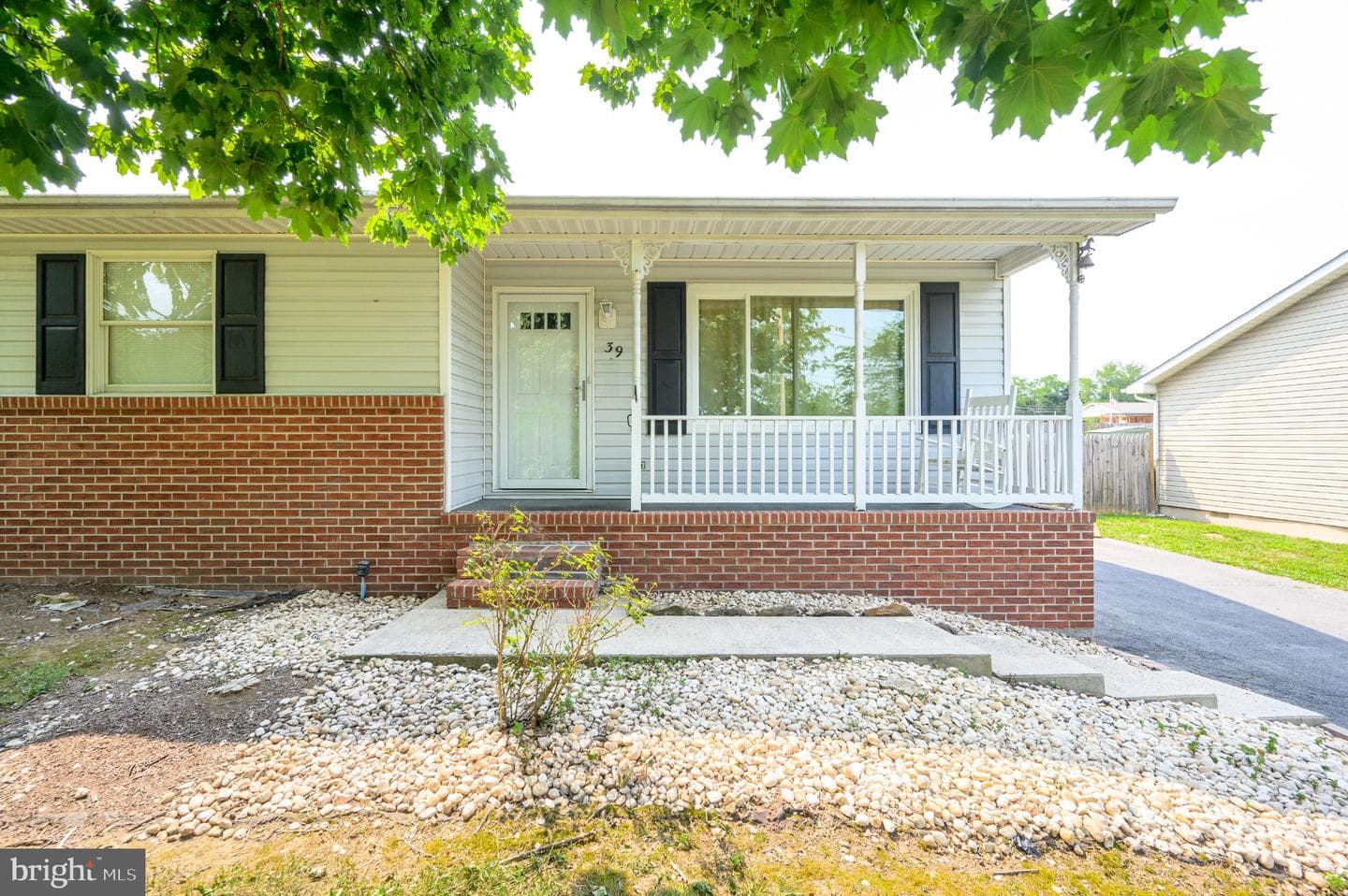 39 Rolling Meadows Drive photo 3