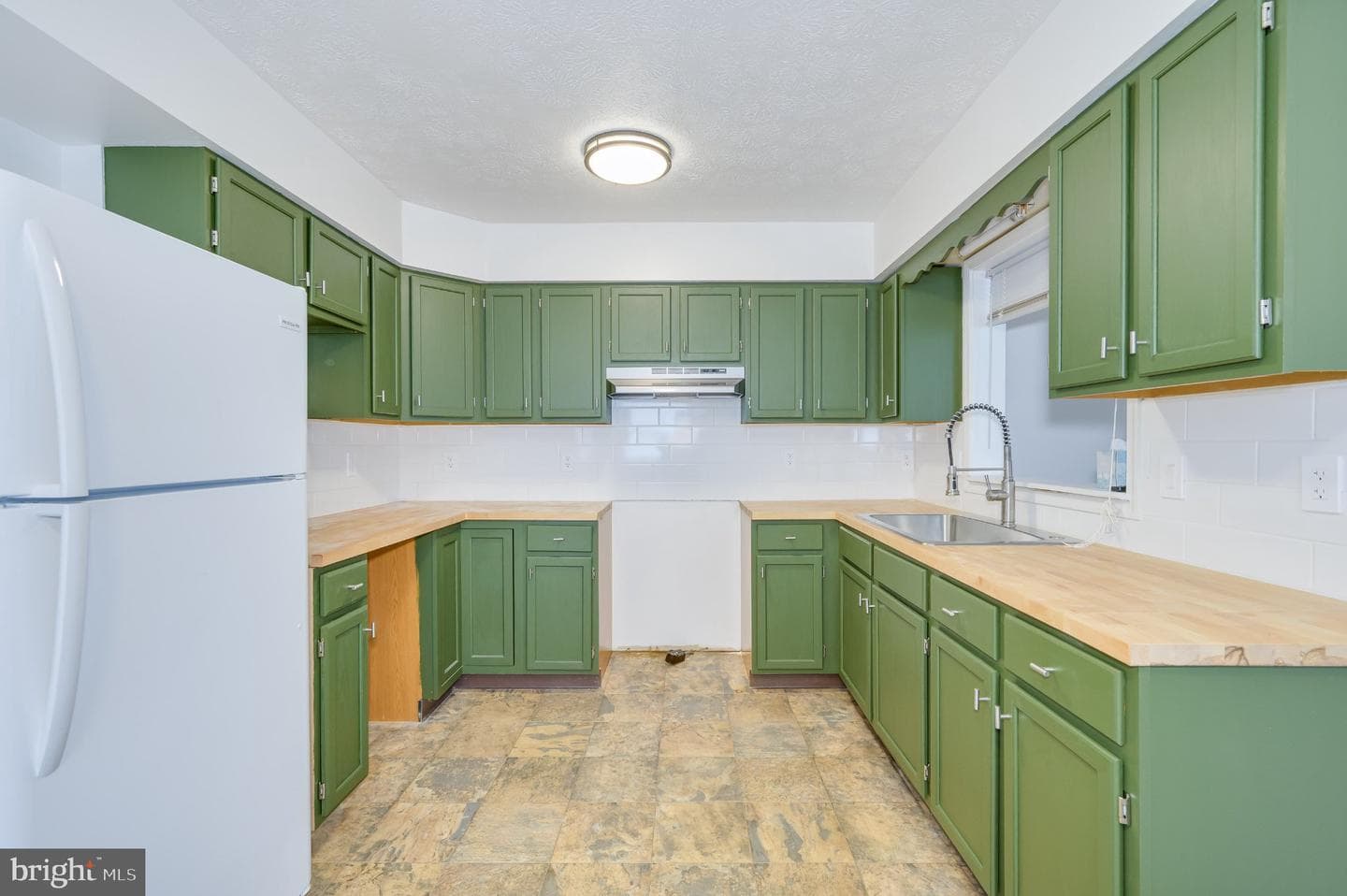 39 Rolling Meadows Drive photo 8