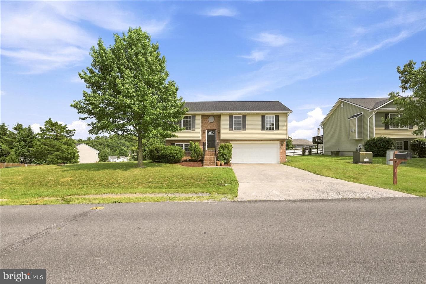 224 Ford Circle photo 1
