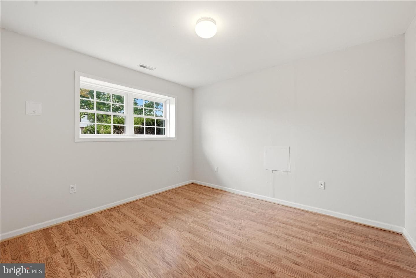 224 Ford Circle photo 24