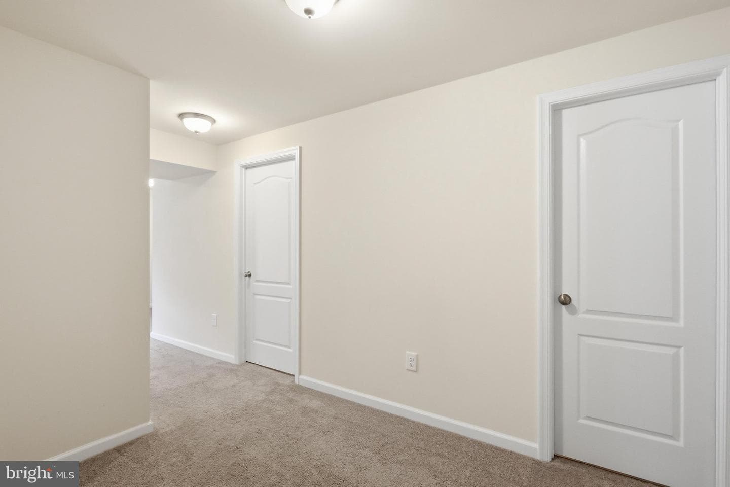 97 Portsmouth Court photo 41