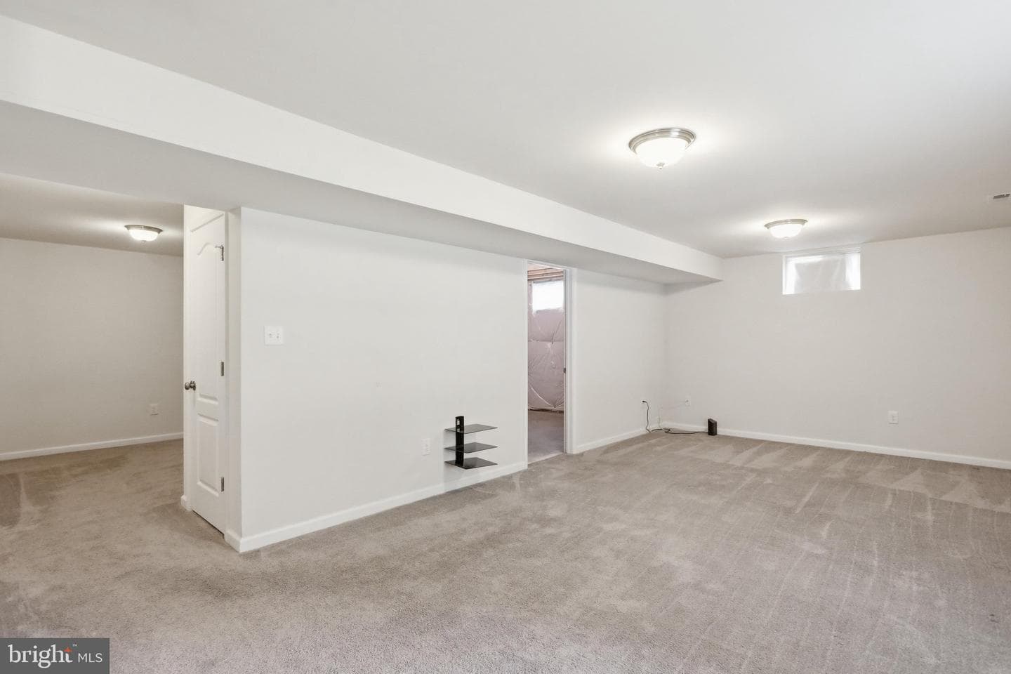 97 Portsmouth Court photo 45