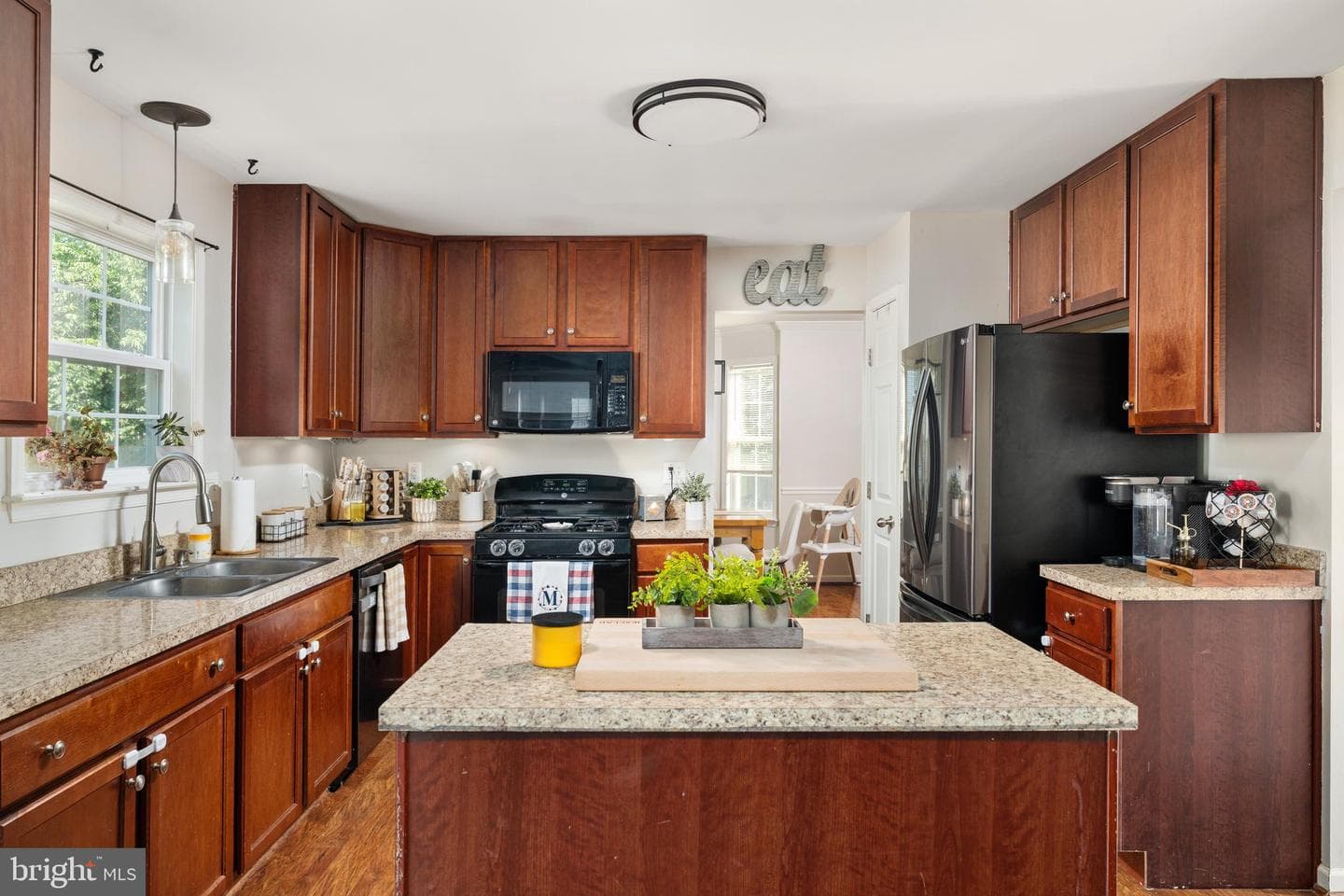 428 Calvert Circle photo 4