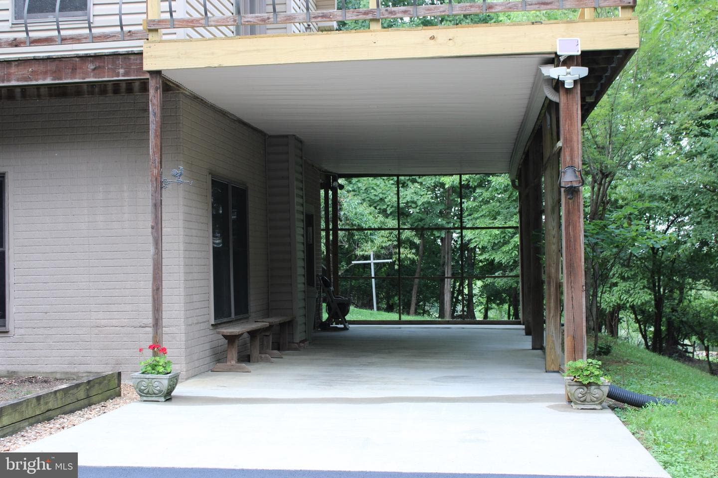 957 Butlers Chapel Road photo 5