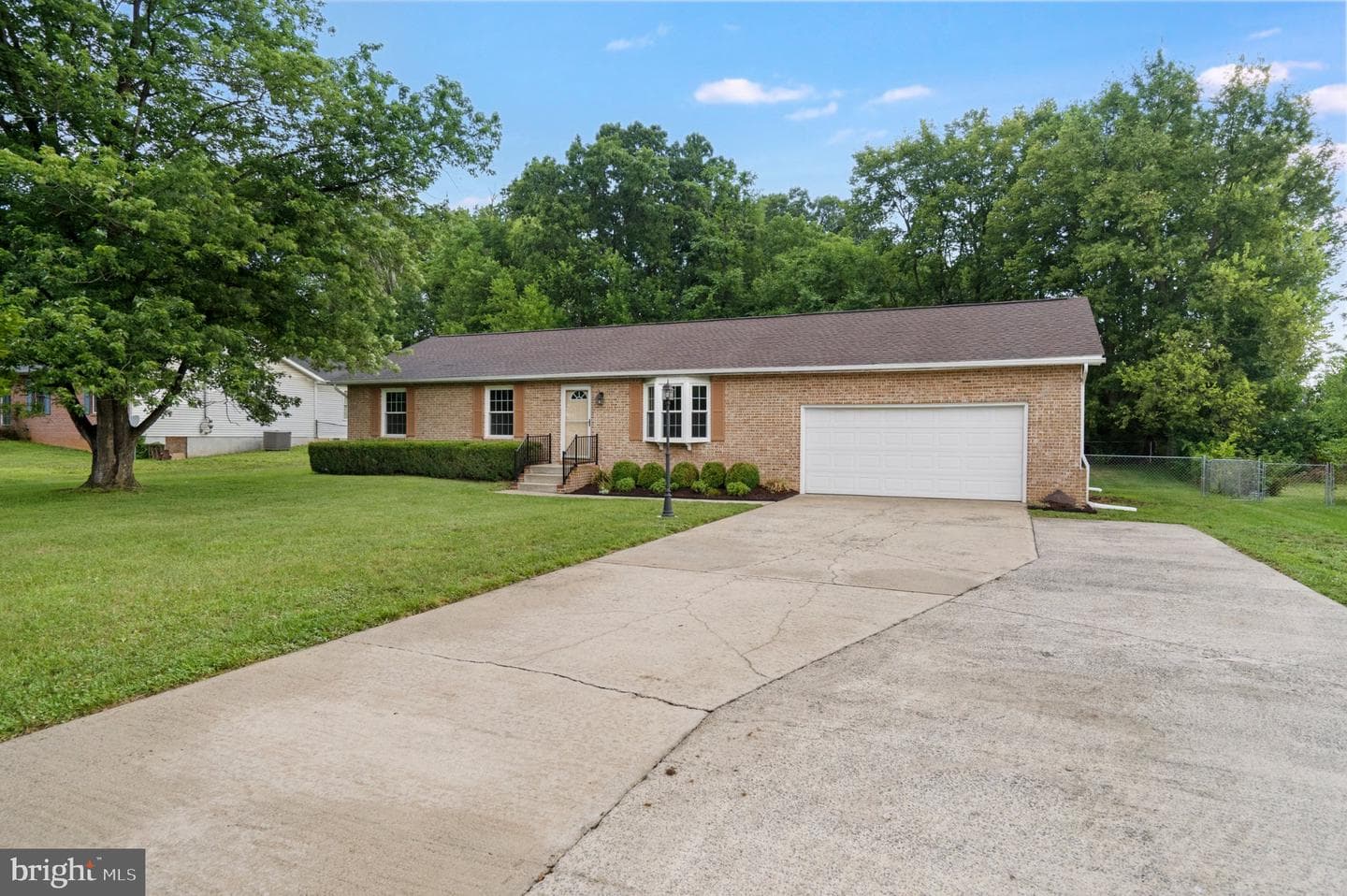 62 Upshur Drive photo 2