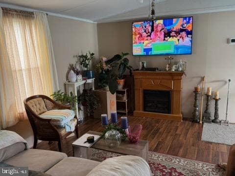636 Royal Crest Drive photo 4