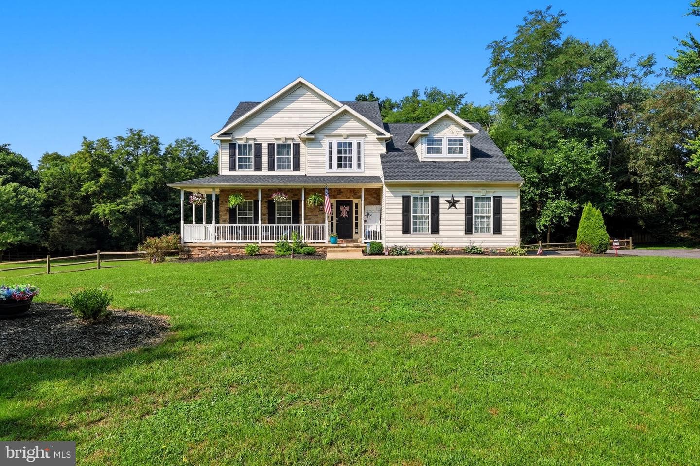 17 Victoria Lane photo 1