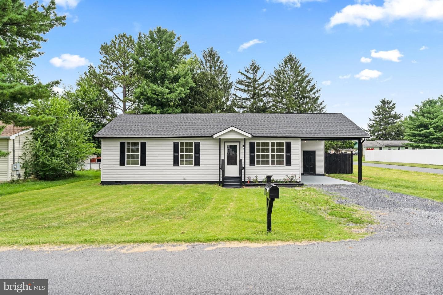 187 Primrose Drive, Martinsburg