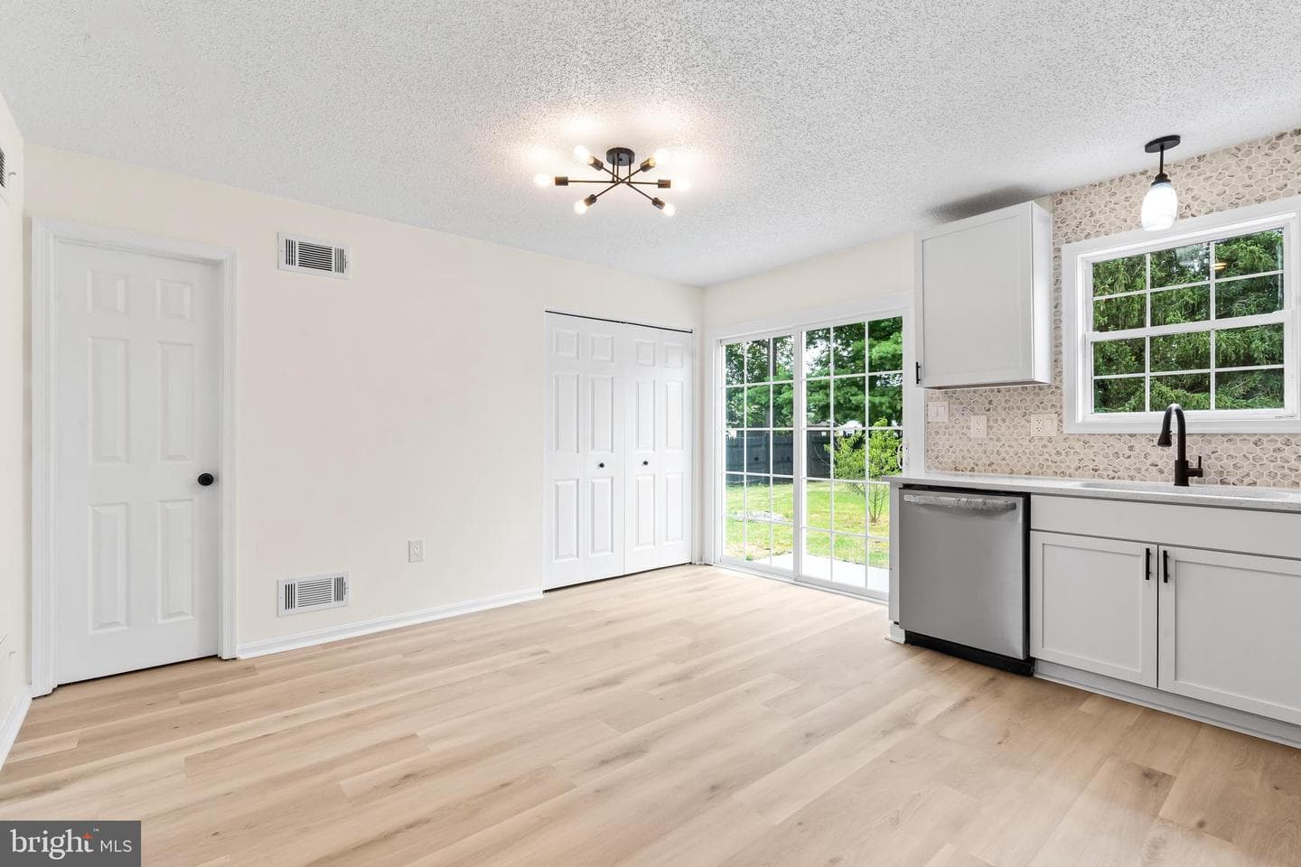 187 Primrose Drive photo 31