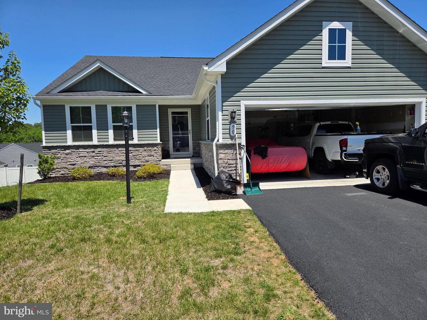 90 Sutherland Way, Martinsburg