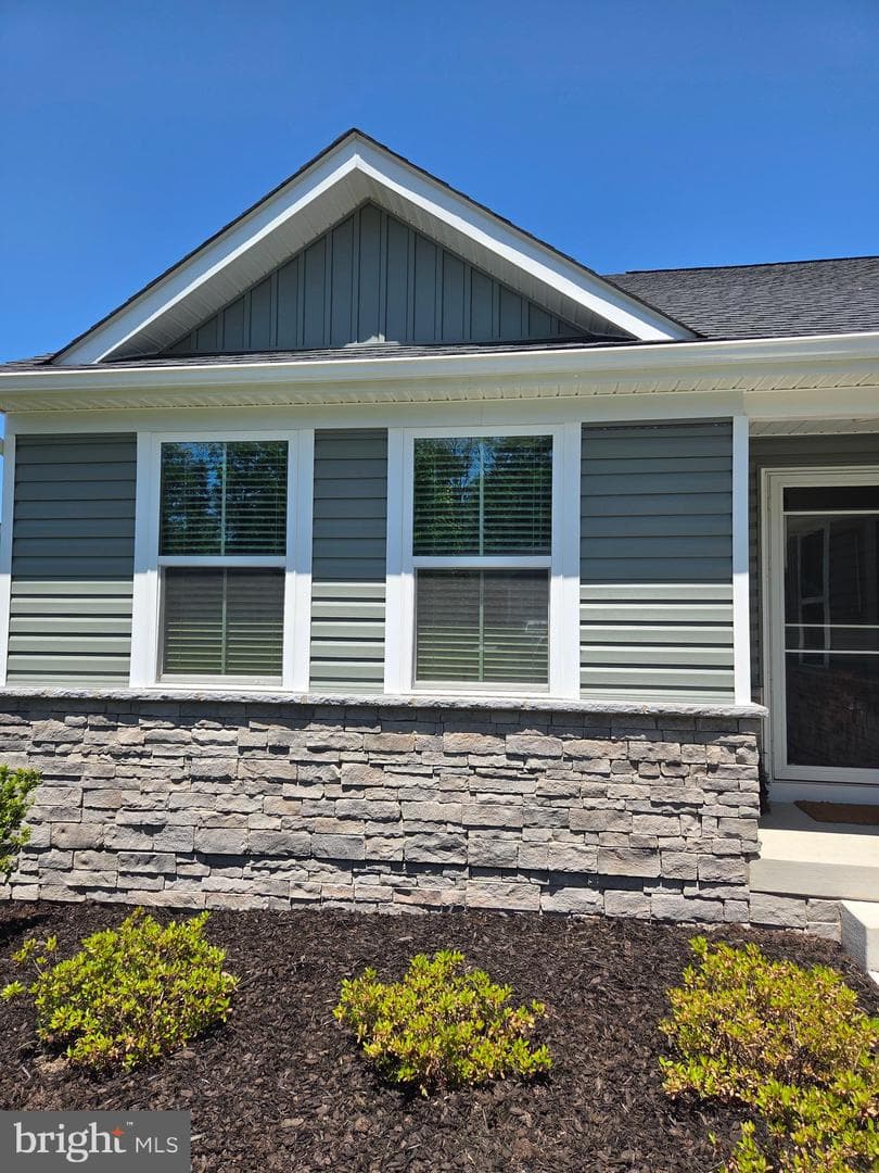 90 Sutherland Way, Martinsburg