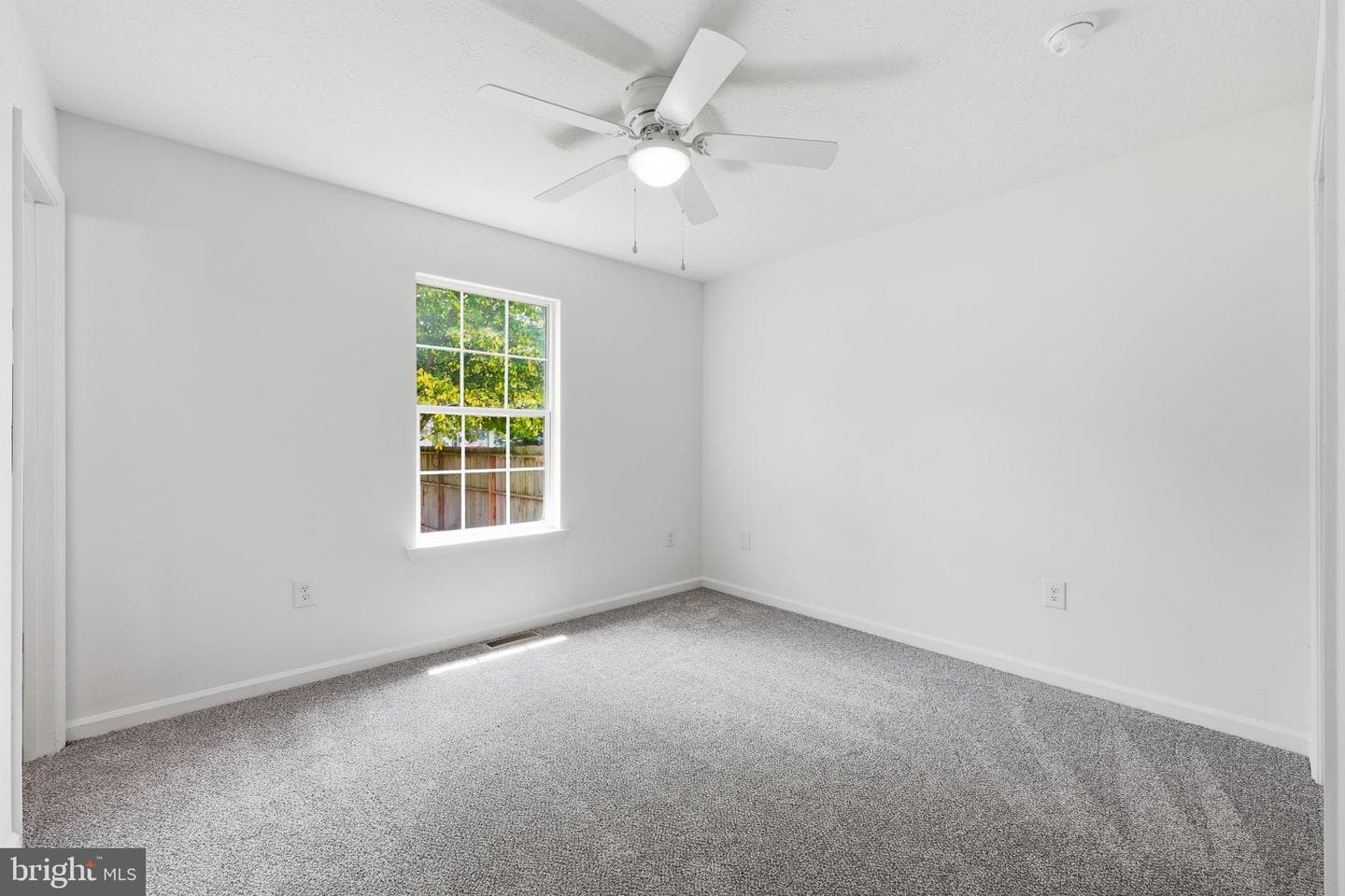 331 Crestview photo 20