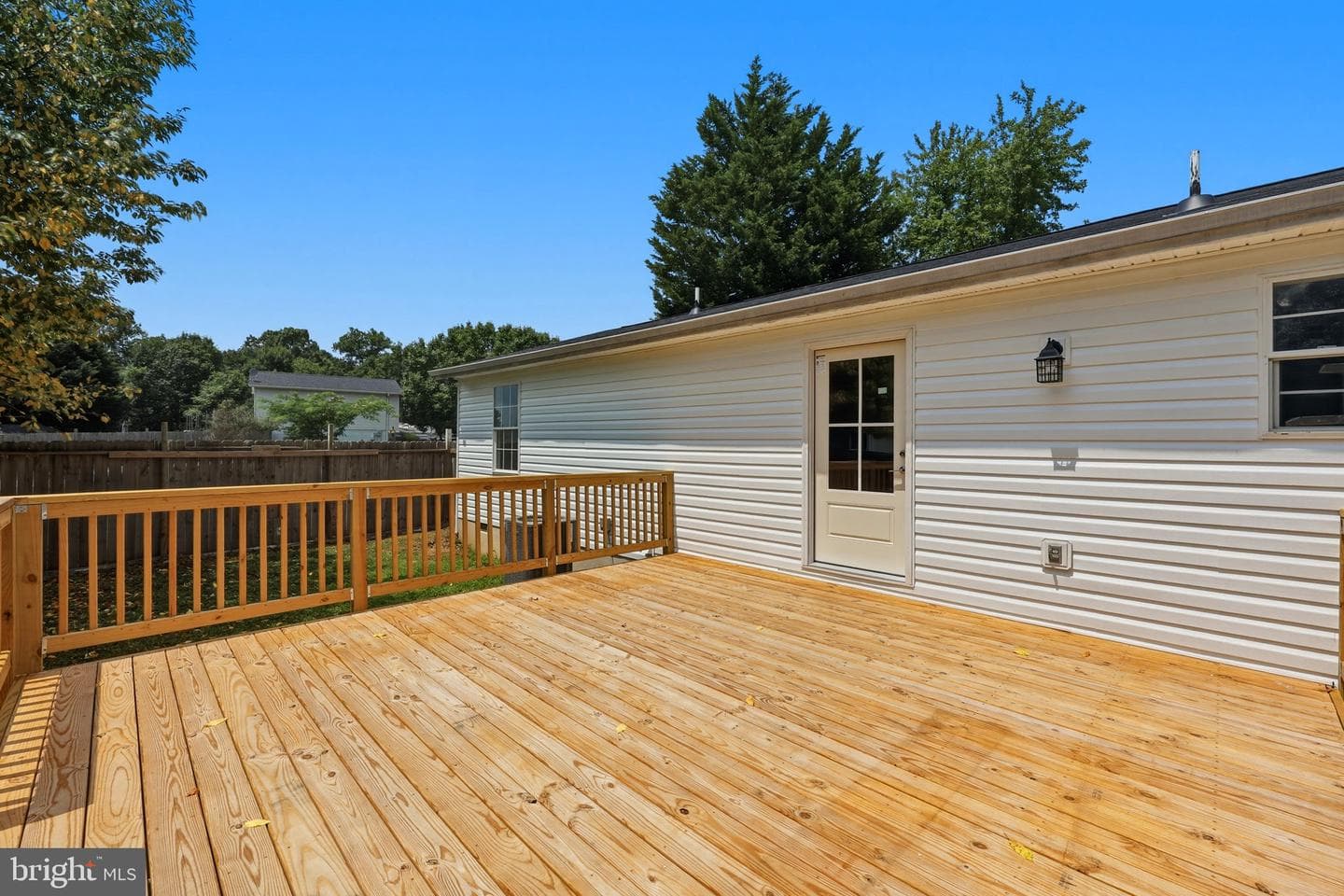 331 Crestview photo 29