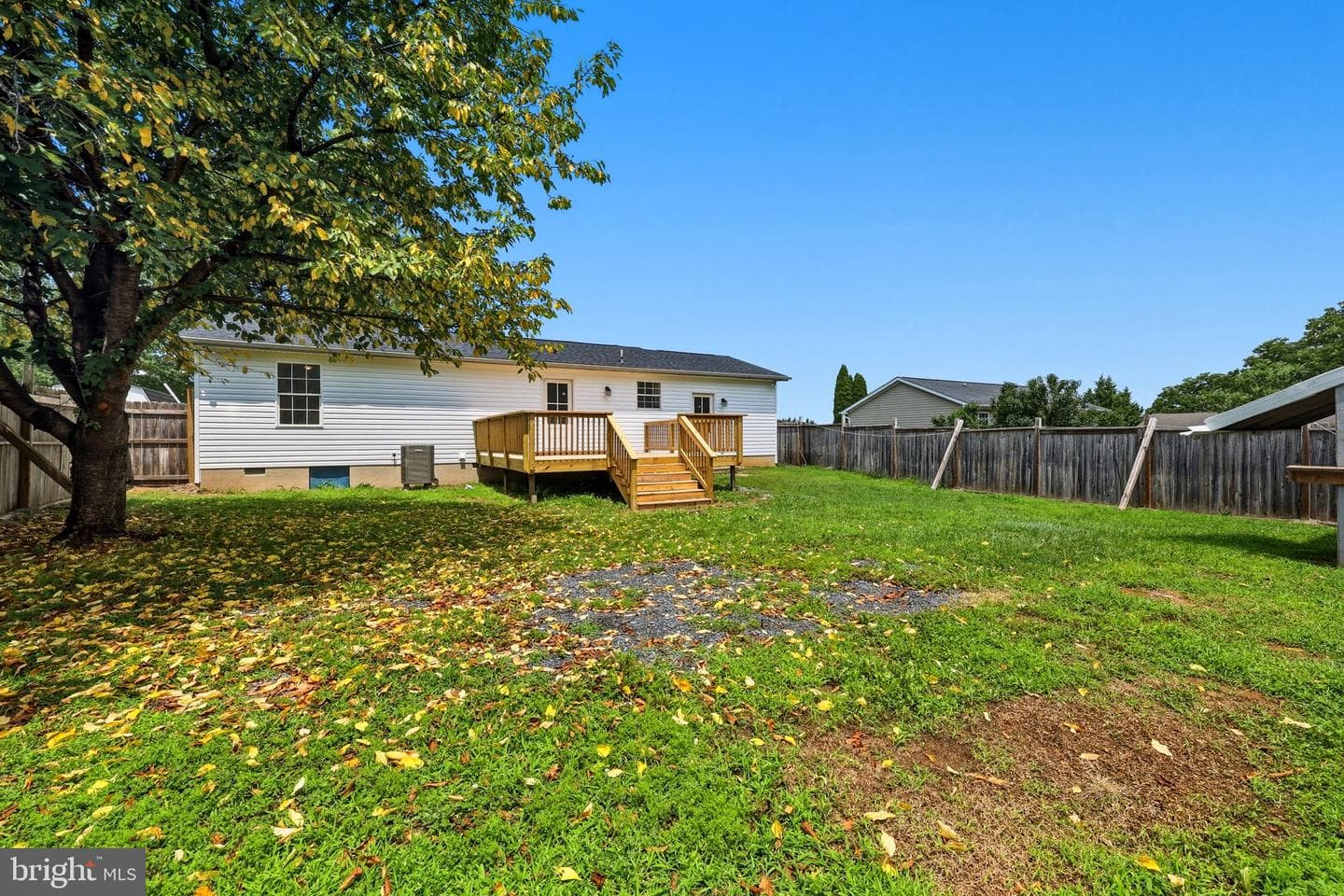 331 Crestview photo 32