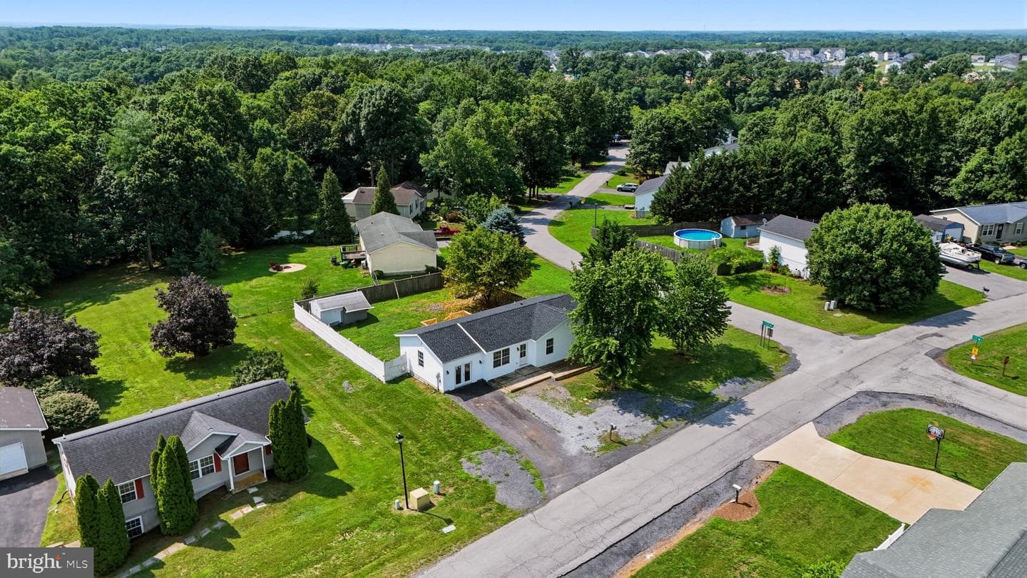 331 Crestview photo 37