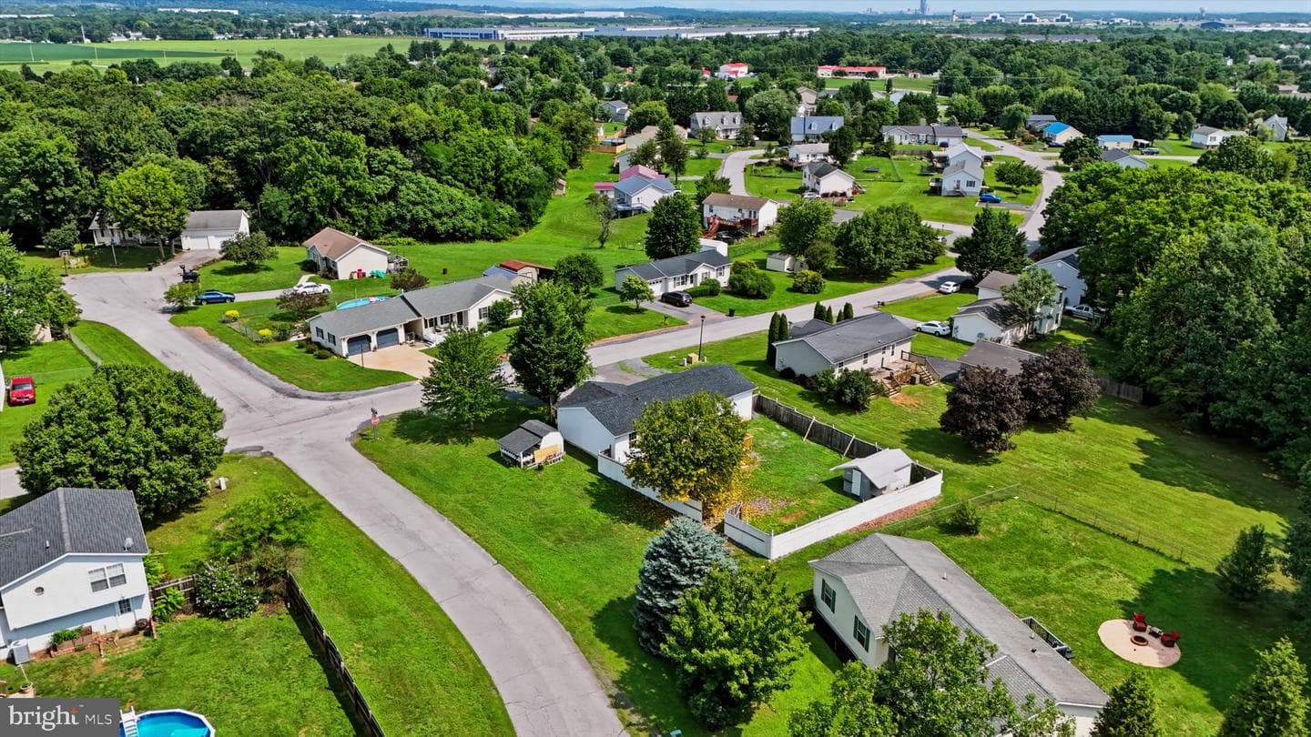 331 Crestview photo 40
