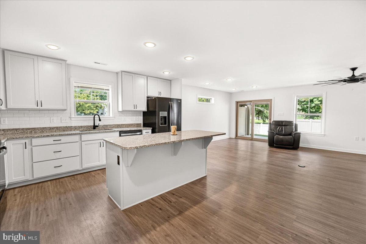 15 Grainfield Court, Martinsburg