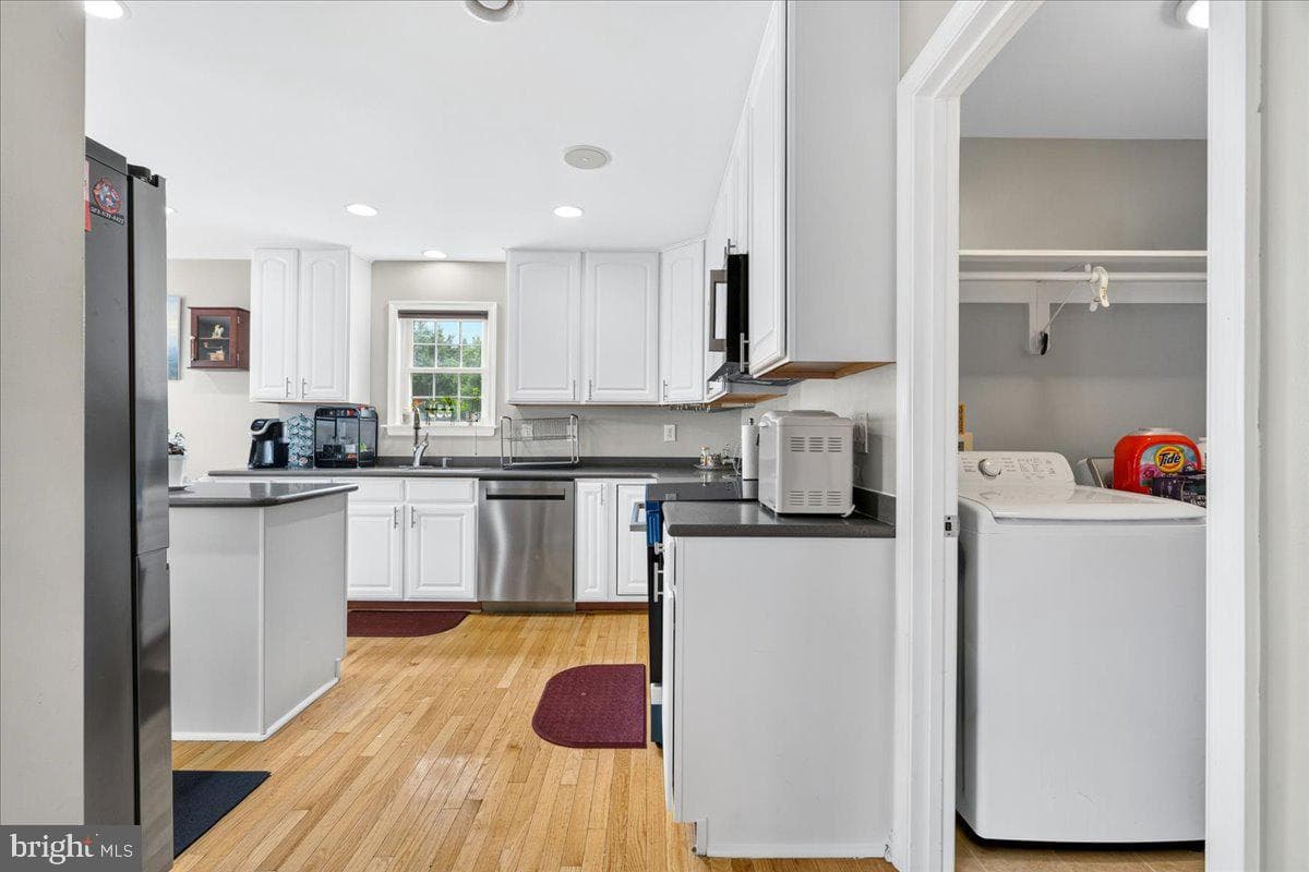 197 Creighton Court photo 19