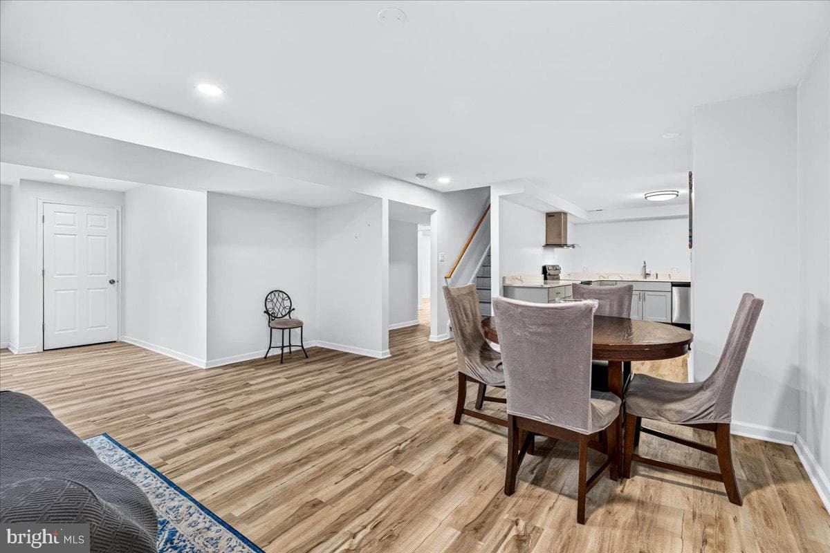 197 Creighton Court photo 37