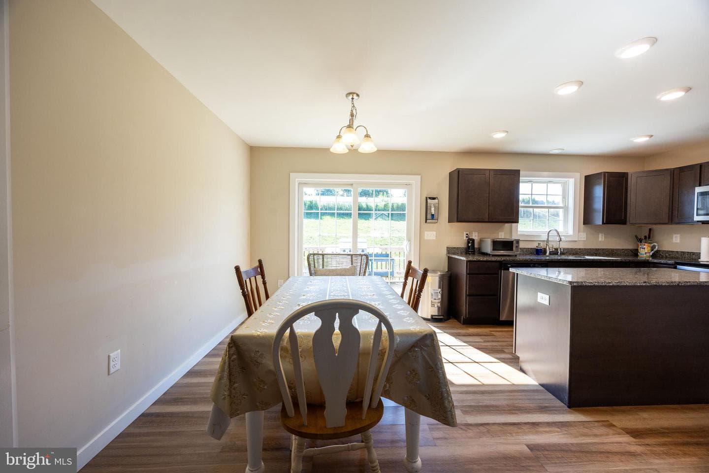 812 Duckwoods Lane photo 9