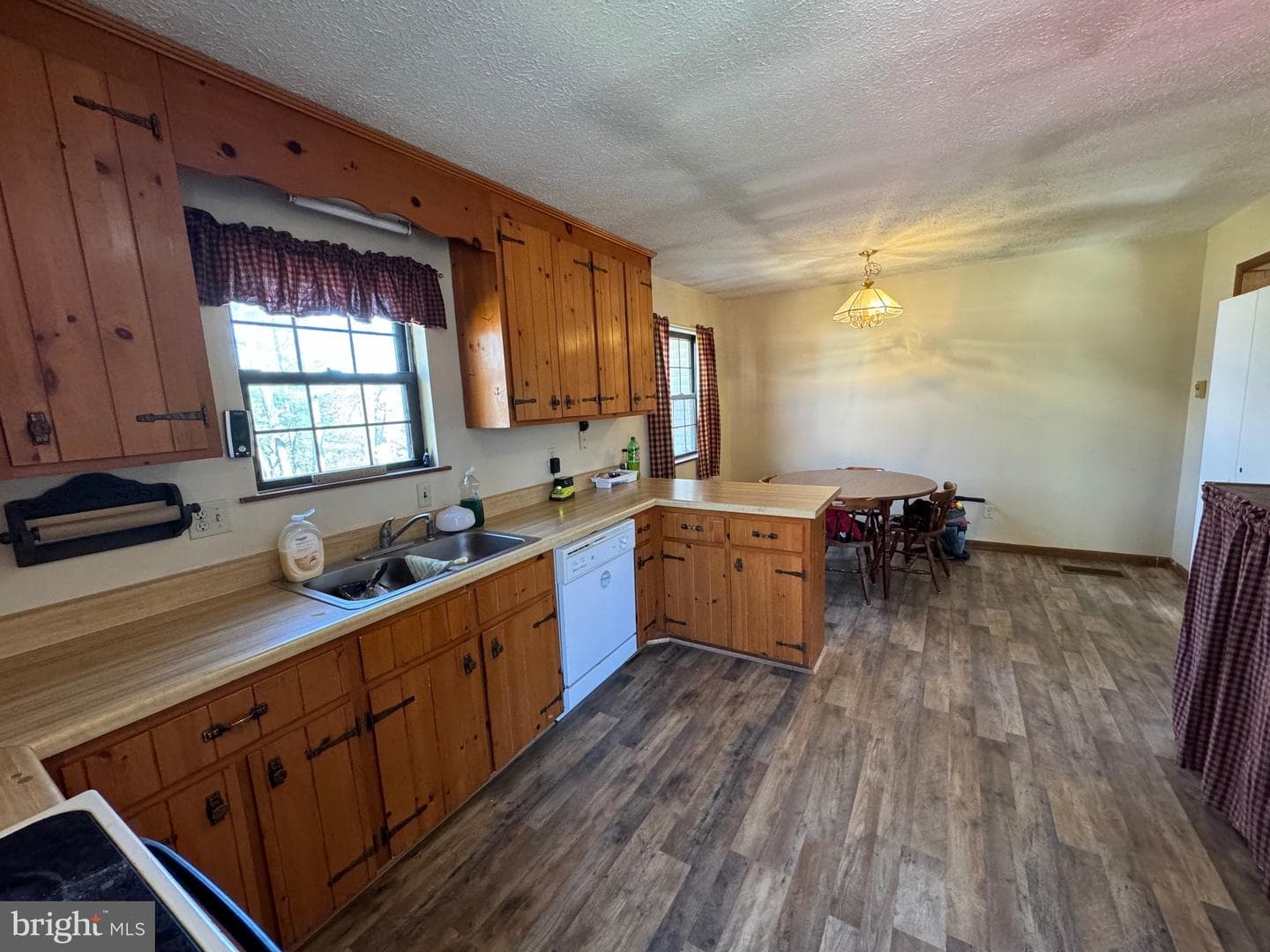 1893 S Mill Creek Road photo 4