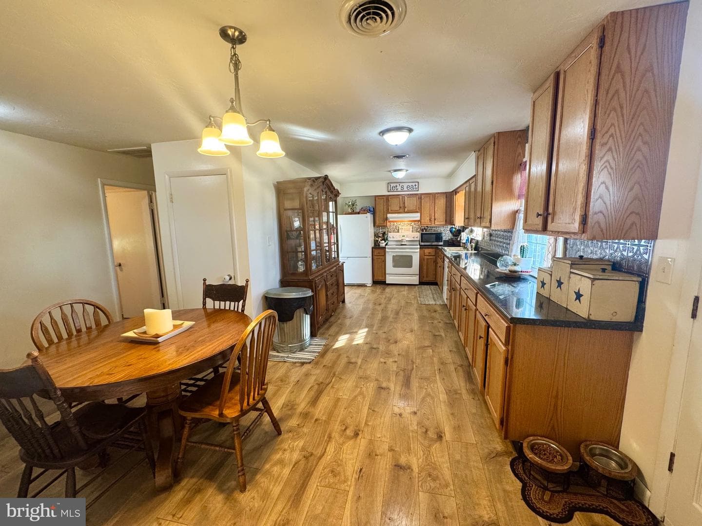 81 Sunset Drive photo 8