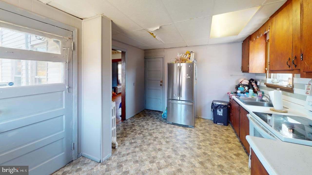 2042 Front Street photo 10