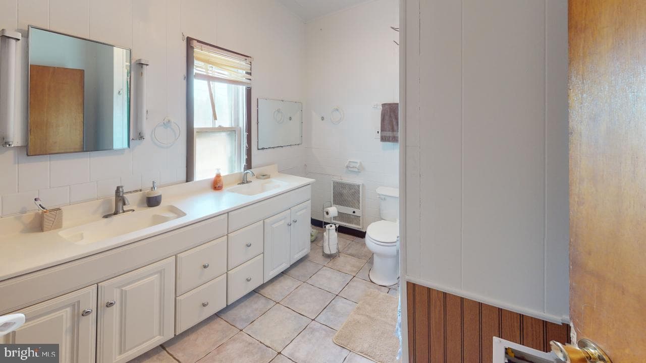 2042 Front Street photo 20