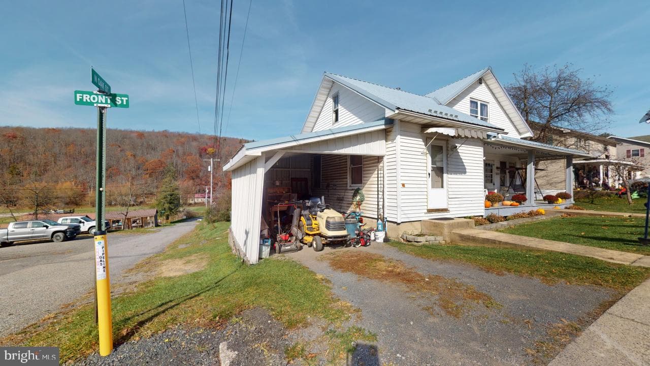 2042 Front Street photo 39