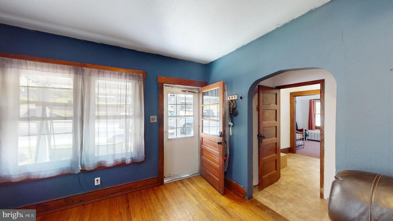 2042 Front Street photo 6